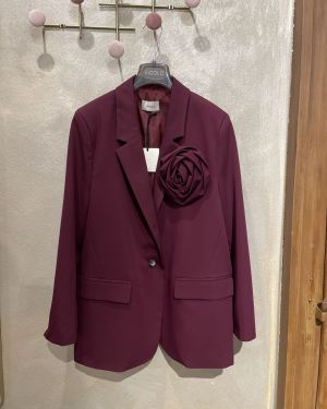 Blazer con rosa oversized ViCOLO